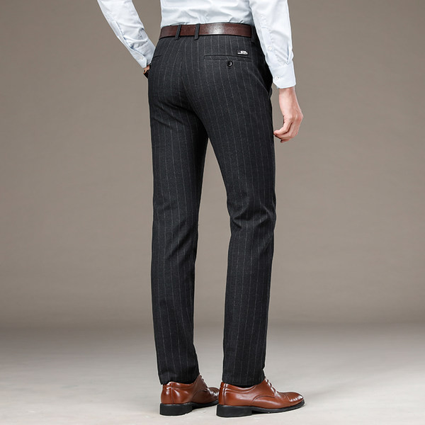 Pantaloni casual cu dungi - model drept