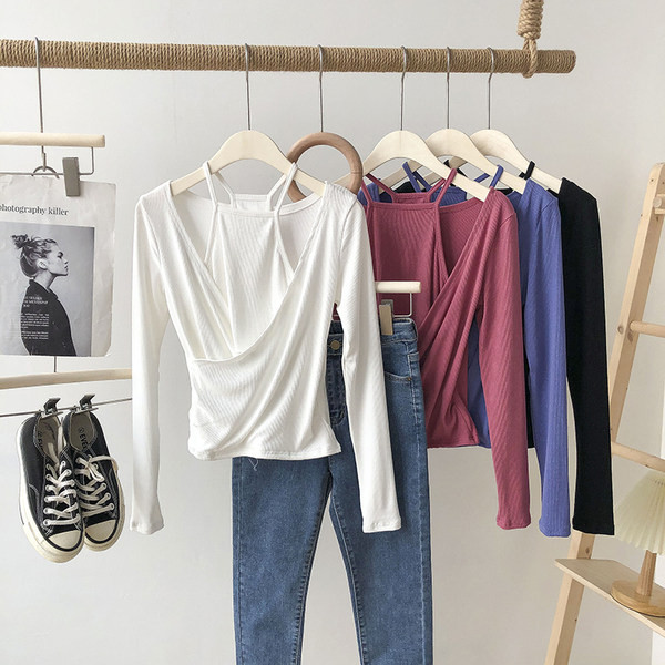 Elegantna ženska bluza s golim ramenima