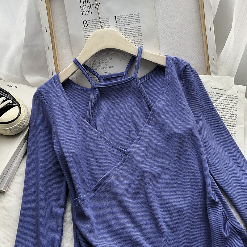 Elegantna ženska bluza s golim ramenima