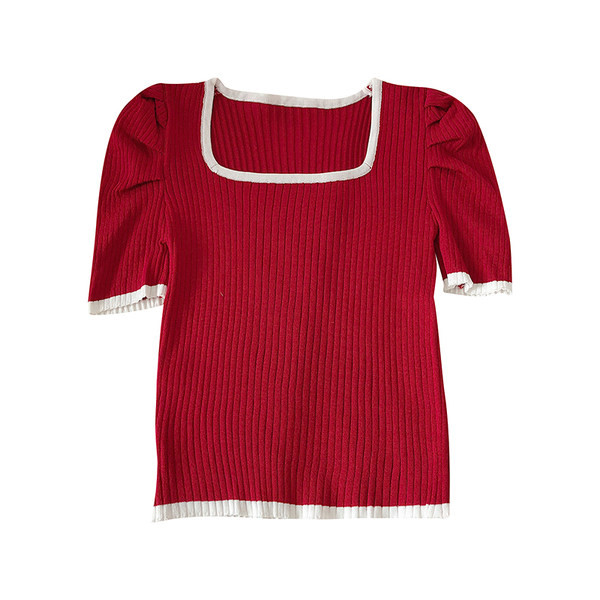 Tricou de damă cu decolteu pătrat