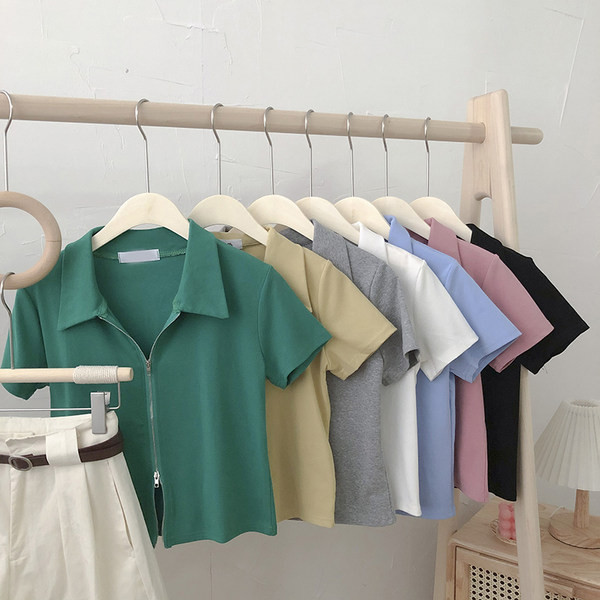 Bluză de damă mulata, cu fermoar și guler clasic