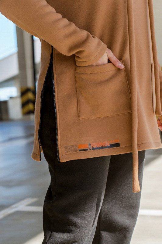 Спортен комплект с джобове