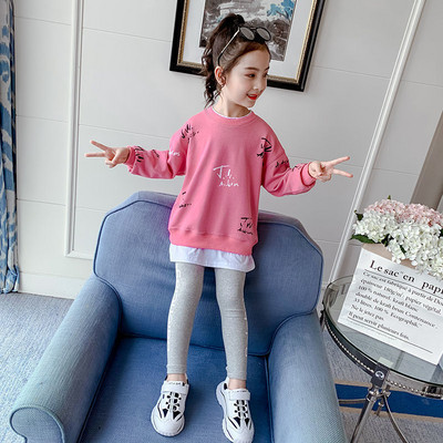 Komplet za djevojčicu od široke bluze i tajica