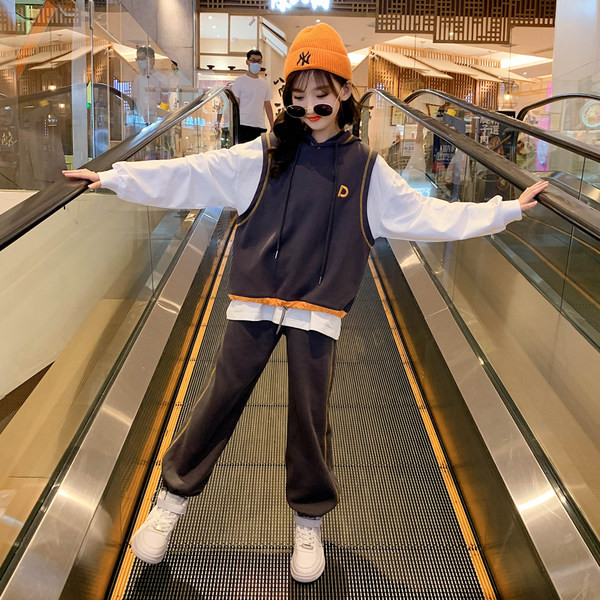 Set copii din doua piese pentru fete