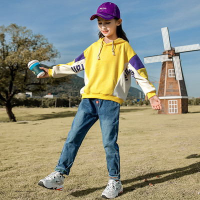 Set copii pentru fete din două părți - pantaloni sport și un hanorac