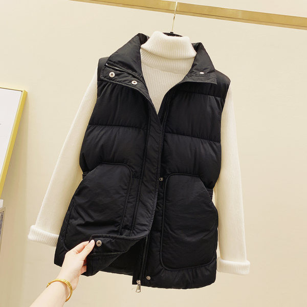 Vesta de iarna cu centura in talie si buzunare mari