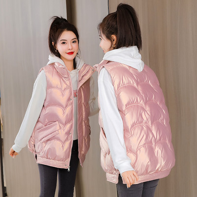 Vesta model lat cu guler inalt si inchidere - fermoar si nasturi