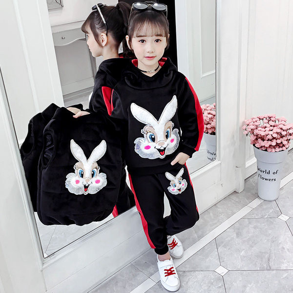 Set puf de damă cu aplicație și glugă