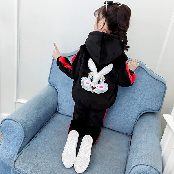 Set puf de damă cu aplicație și glugă