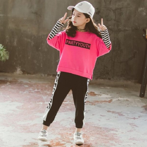 Set pentru copii pentru fete care include o bluză cu mâneci lungi și pantaloni