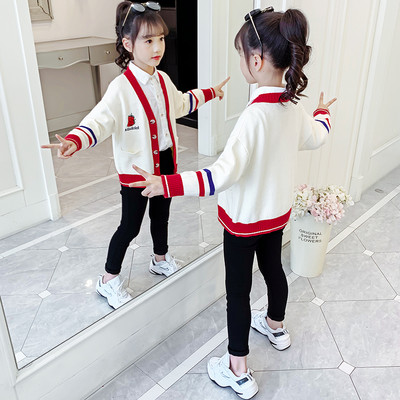 Vesta pentru copii cu nasturi pentru fete