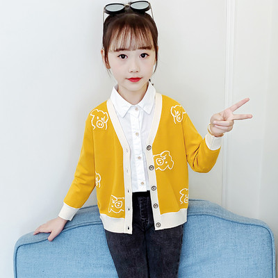 Vesta pentru copii cu nasturi pentru fete