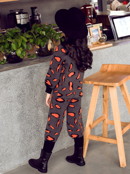 Set tricotat pentru copii din două părți cu model pentru fete