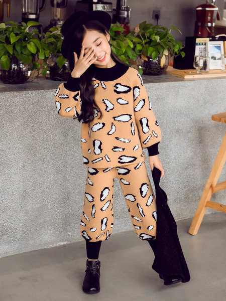 Set tricotat pentru copii din două părți cu model pentru fete