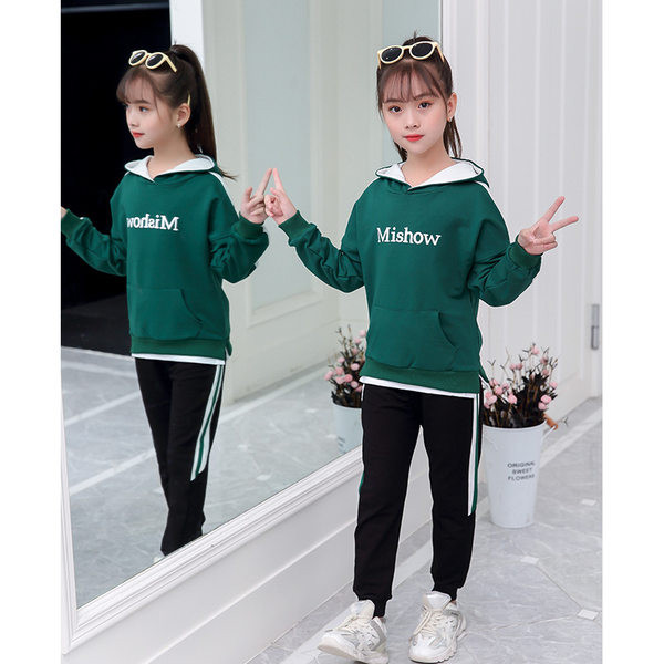 Set sport pentru copii din două părți pantaloni și bluză cu glugă și inscripție