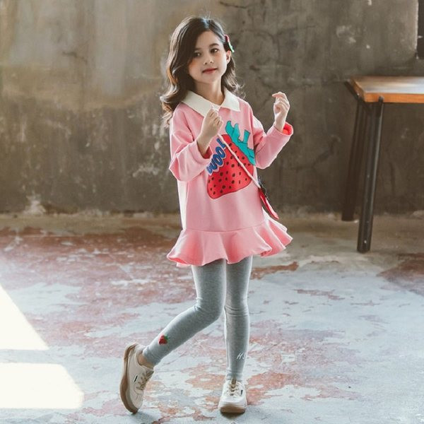 Set copii din jambiere din două părți și tunică cu aplicație