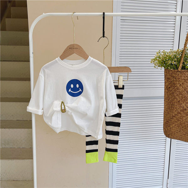 Set de tricou casual cu decolteu rotund și jambiere în dungi