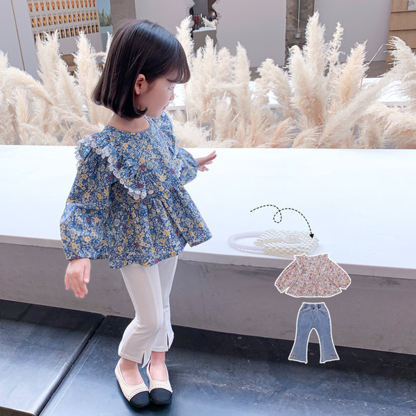 Set modern pentru copii de cămașă florală și blugi