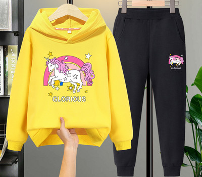 Set copii pentru fete în două părți - aplicații diferite