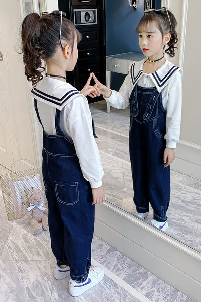 Set copii pentru fete in doua parti - salopeta si bluza