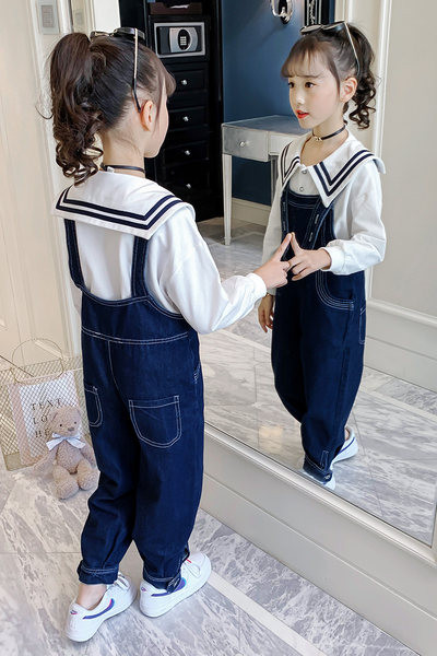 Set copii pentru fete in doua parti - salopeta si bluza