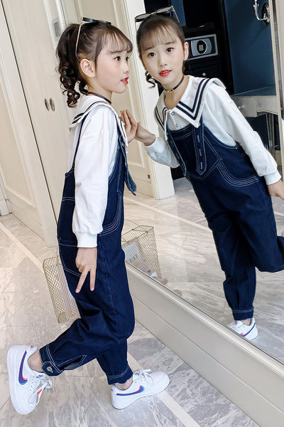 Set copii pentru fete in doua parti - salopeta si bluza