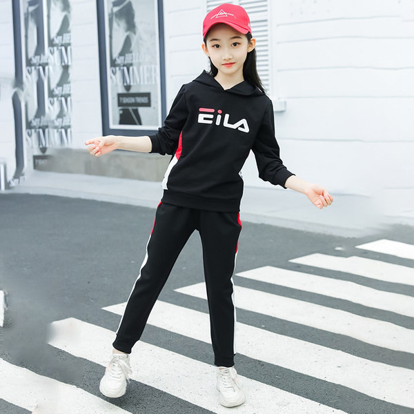 Set zilnic pentru copii din două părți pentru fete - mai multe modele