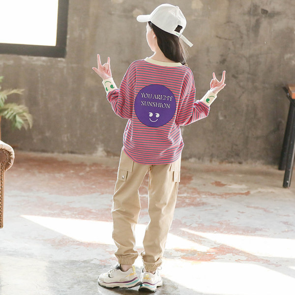 Set pentru copii din două părți - bluză și pantaloni