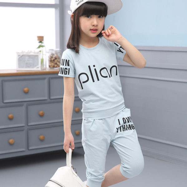 Set de vara copii tricou si pantaloni 3/4 cu imprimeu pentru fete