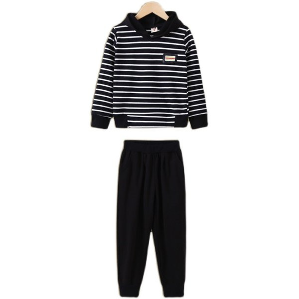 Set sport zilnic pentru fete de la ora două - pantaloni sport și un hanorac cu glugă