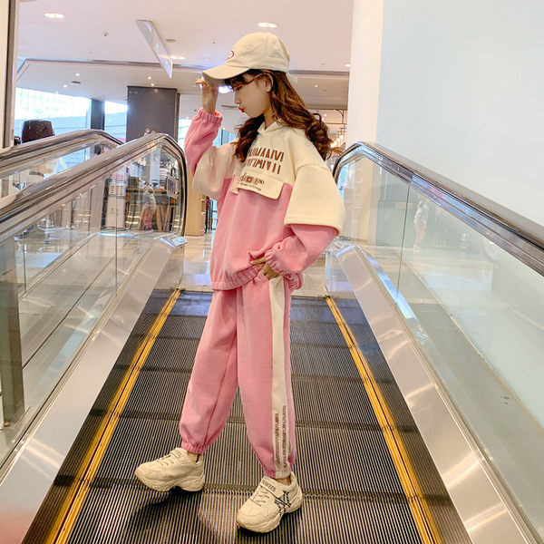 Casual παιδικό σετ μπλούζας με κουκούλα και ροζ παντελόνι