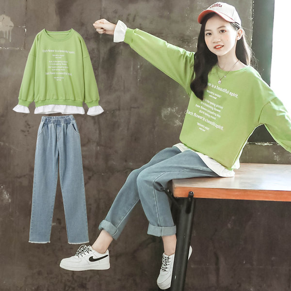 Σετ για κορίτσια σε δύο μέρη - τζιν με λάστιχο στη μέση και μπλούζα