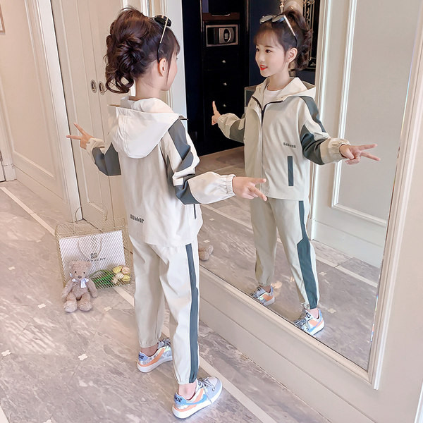 Καθημερινό παιδικό σετ για κορίτσια σε μπεζ χρώμα