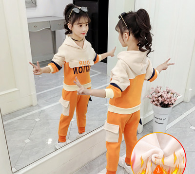 Μοντέρνο παιδικό σετ μπλούζα με κουκούλα και παντελόνι με τσέπες