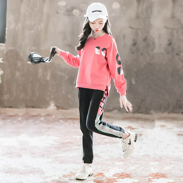 Αθλητικό και καθημερινό παιδικό σετ για κορίτσια - μπλούζα και παντελόνι