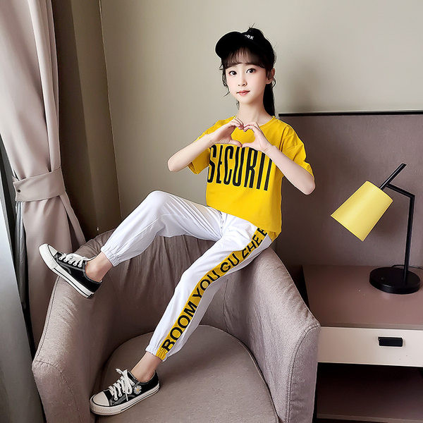 Set zilnic copii pentru fete - tricou cu maneci scurte si pantaloni