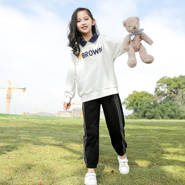 Αθλητικό-καθημερινό σετ για κορίτσια με επιγραφή