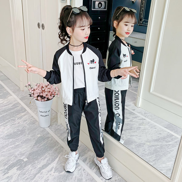 Νέο μοντέλο αθλητικό σετ  για κορίτσια