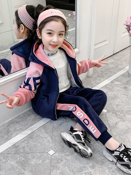 Παιδικό σετ κατάλληλο για κορίτσια - σε δύο χρώμα