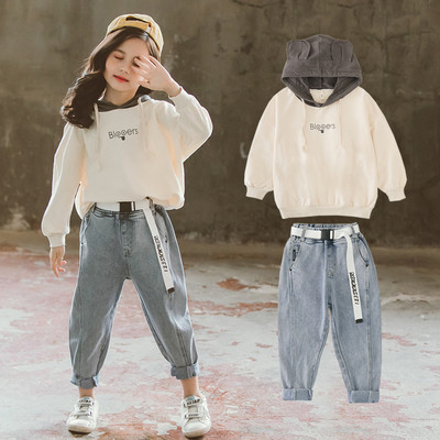 Παιδικό σετ από μπλούζα και τζιν σε δύο μέρη με επιγραφή