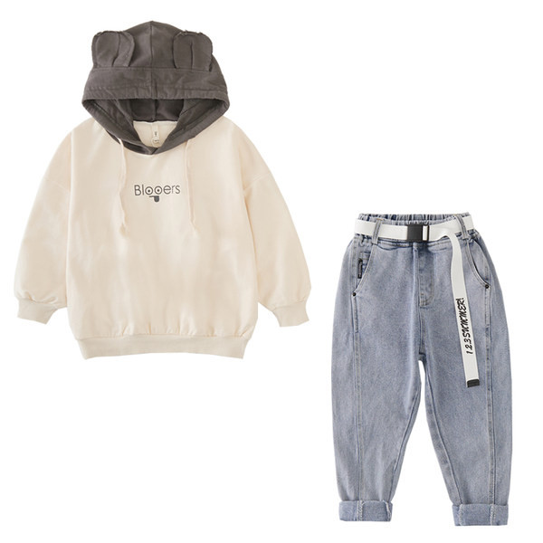 Παιδικό σετ από μπλούζα και τζιν σε δύο μέρη με επιγραφή