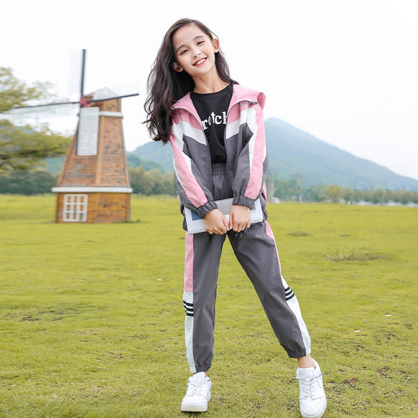 Νέο μοντέλο παιδική φόρμα - δύο χρωμάτων