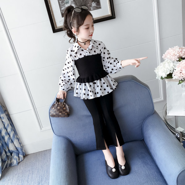 Μοντέρνο σετ για κορίτσια σε δύο μέρη - πουκάμισο με μακριά μανίκια και παντελόνι