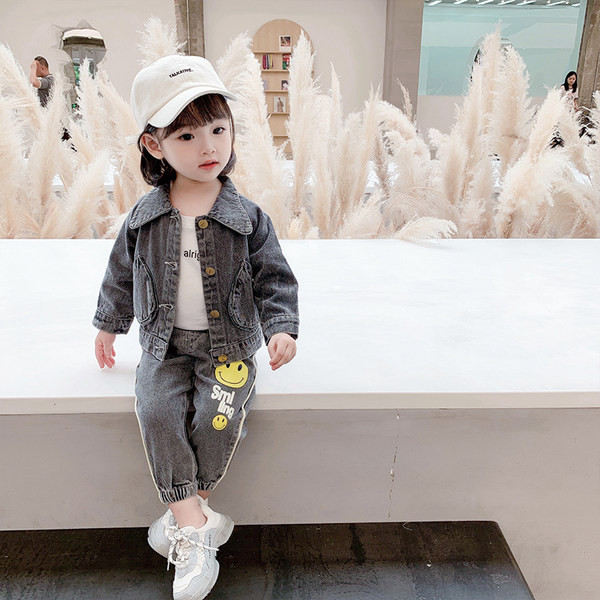 Παιδικό τζιν σετ για κορίτσια σε δύο μέρη - σακάκι και τζιν