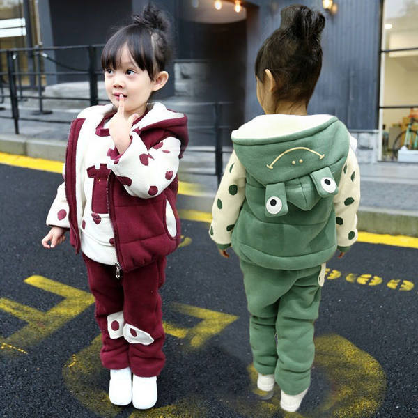 Vaikiškas trijų dalių komplektas mergaitėms - kelnės, palaidinė ir liemenė