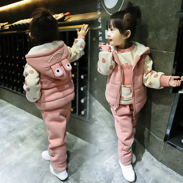 Vaikiškas trijų dalių komplektas mergaitėms - kelnės, palaidinė ir liemenė