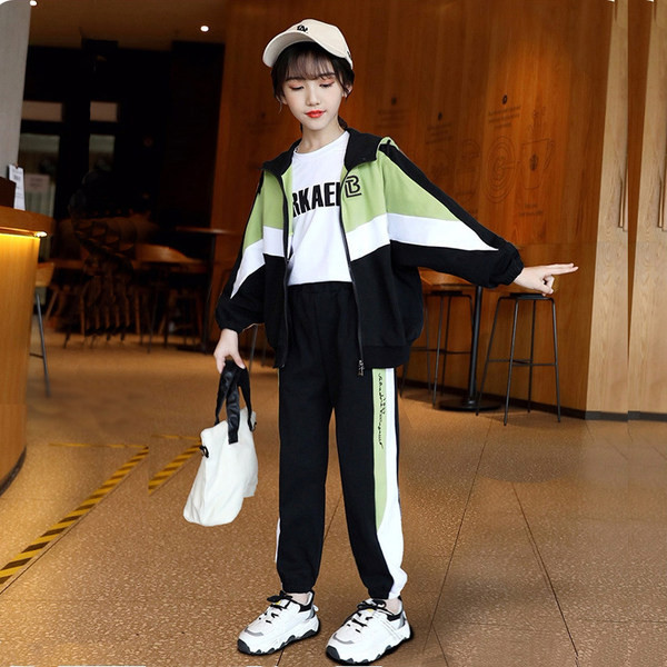 Παιδικό αθλητικό σετ για κορίτσια -σε δύο χρώματα