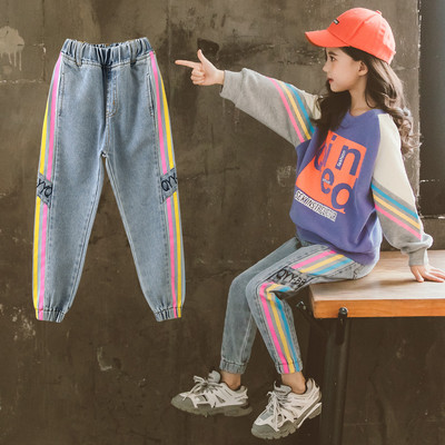 Нов модел дънки за момичета с ластик на крачола и цветни кантове