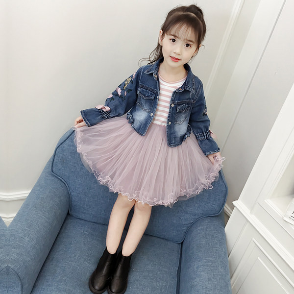 Παιδικό μοντέρνο σετ  κατάλληλο για κορίτσια