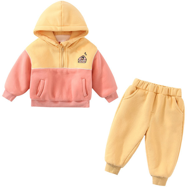 Παιδικό σετ με επένδυση  με κουκούλα και κέντημα